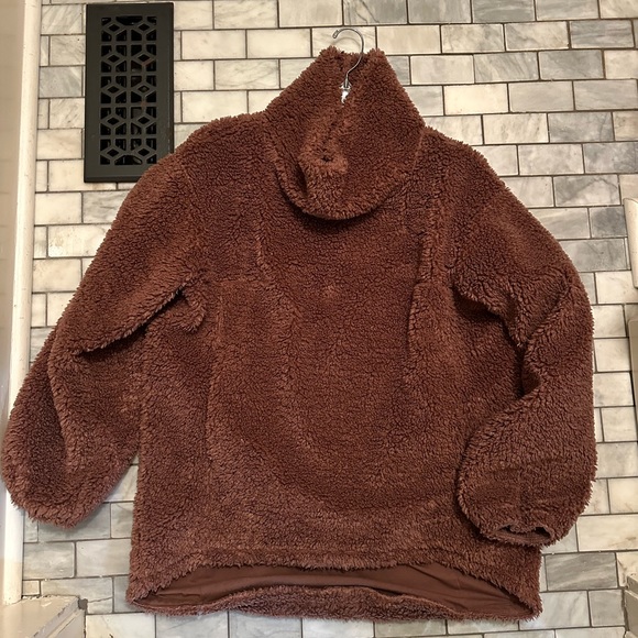 lululemon athletica Sweaters - Lululemon mock neck Sherpa sweater pullover